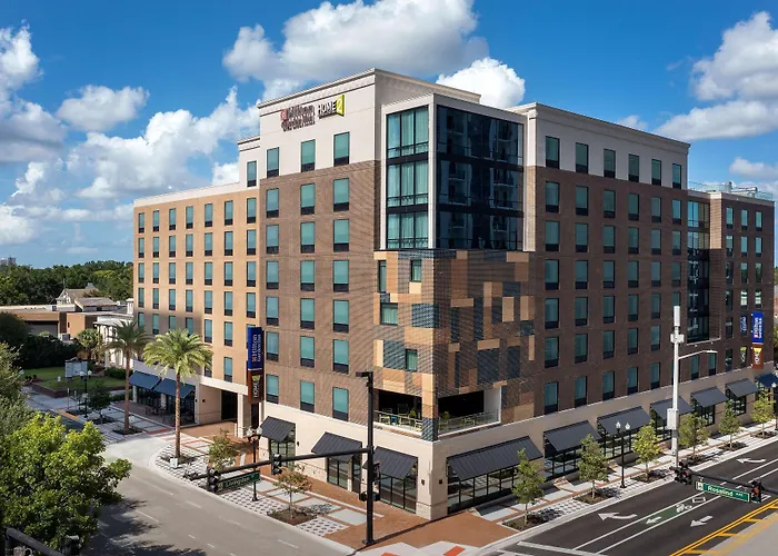 Travelodge By Wyndham Downtown Centroplex