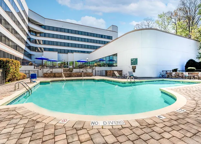 Doubletree By Hilton South Charlotte Tyvola