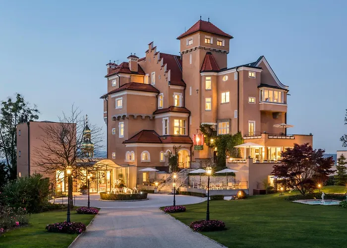 Spa Hotel: Hotel Schloss Moenchstein