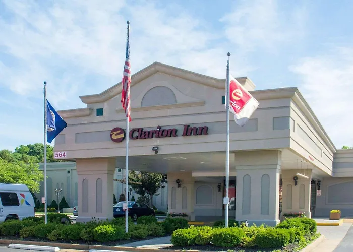 B&B only: Clarion Inn Fredericksburg North