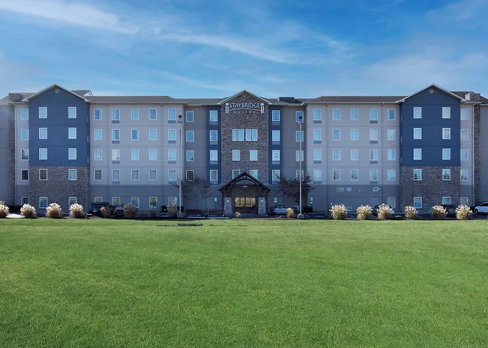 Central hotel: Staybridge Suites-Knoxville Oak Ridge By Ihg