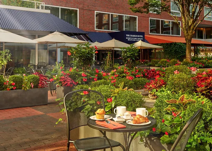 Airport Hotel: The Charles Hotel In Harvard Square