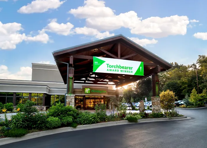 Hotel with Tennis: Holiday Inn Asheville East-Blue Ridge Pkwy By Ihg