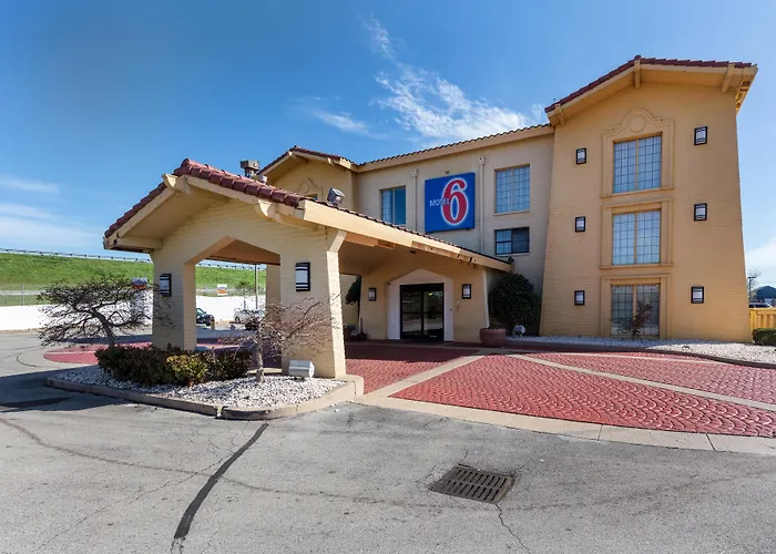 Family Hotel: Motel 6-Knoxville, Tn