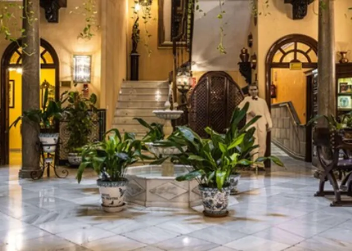 Hotel Reina Cristina