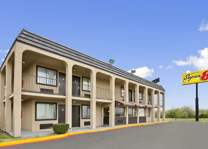 Super 8 By Wyndham Tx