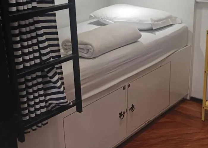 HBB Hostel Brasil- Vila Madalena - São Paulo-SP - Próximo a Beco do Batman, Paulista, Allianz Parque, Morumbi, Acesso 24hs
