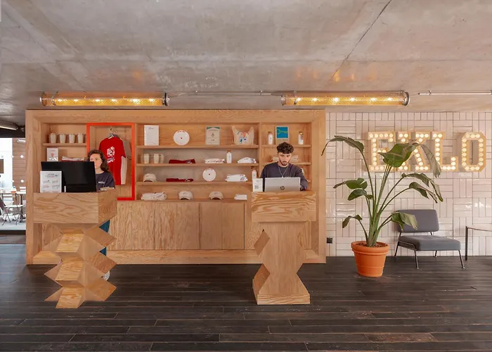 Eklo Hotels Bordeaux Centre Bastide