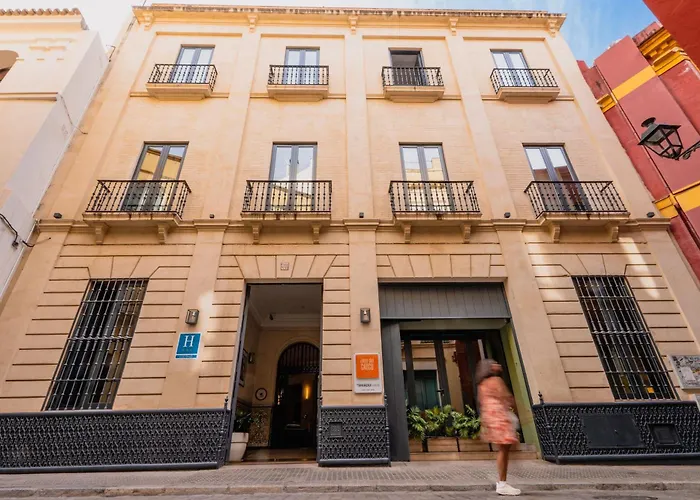 Family Hotel: Joya Del Casco Boutique Hotel By Shiadu