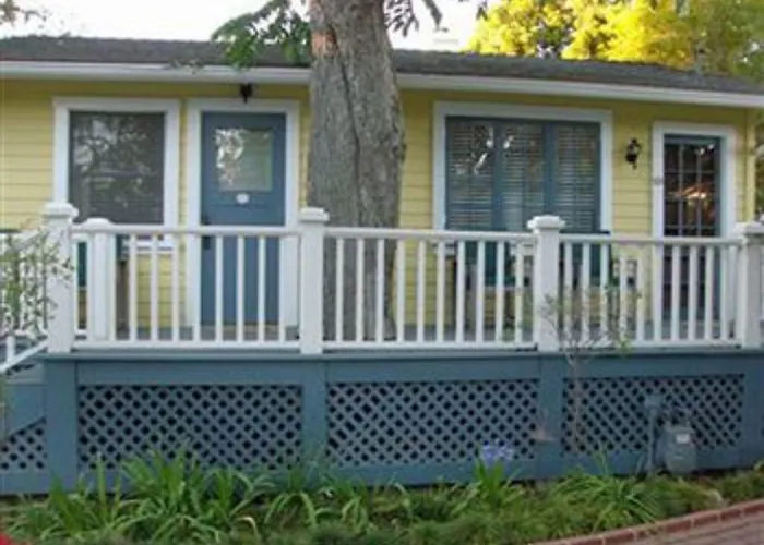 B&B only: Secret Garden Inn & Cottages