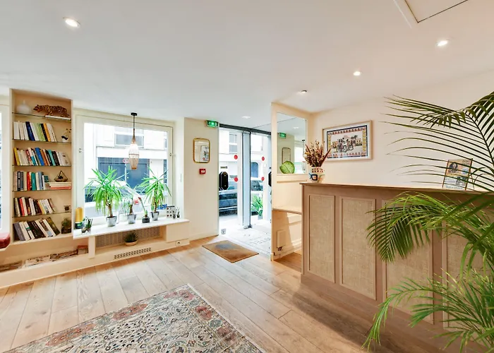 Hotel com tênis: Louisa Hotel Paris