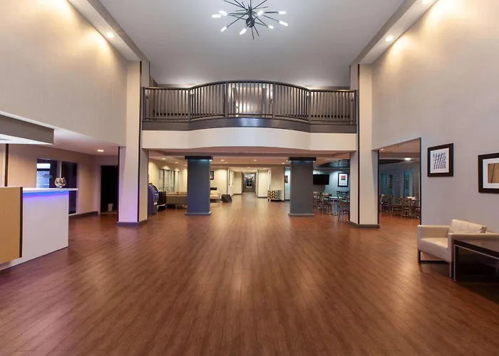 3 star hotels Wingate By Wyndham Oklahoma City Airport