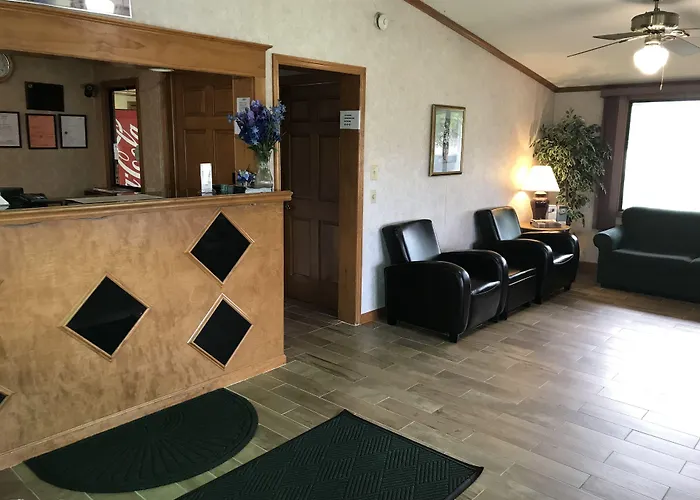 Beach hotel: Days-Inn By Wyndham Liverpool-Syracuse