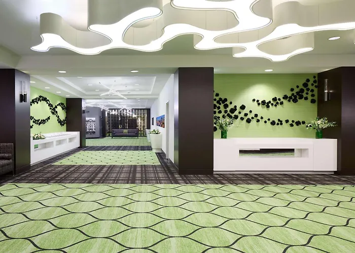 Doubletree By Hilton Montreal
