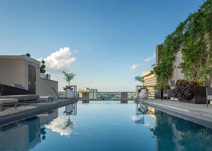 Central hotel: The Windsor Suites