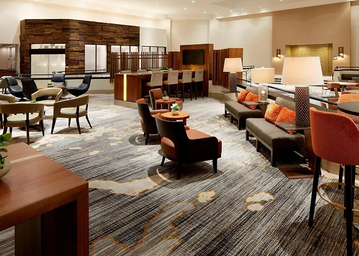Hotel with Tennis: Marriott Dfw Airport South