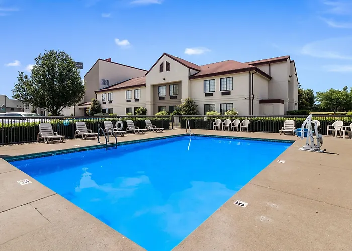 Motel: Red Roof Inn Murfreesboro