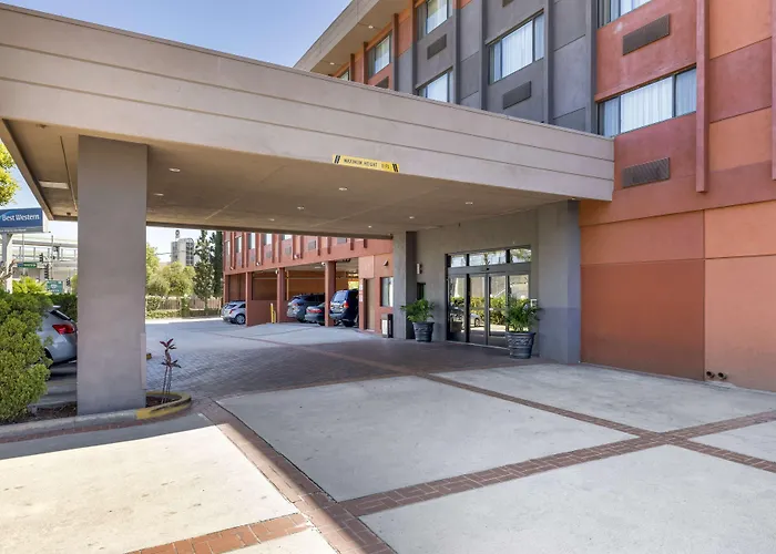 Best Western Los Angeles Worldport Hotel