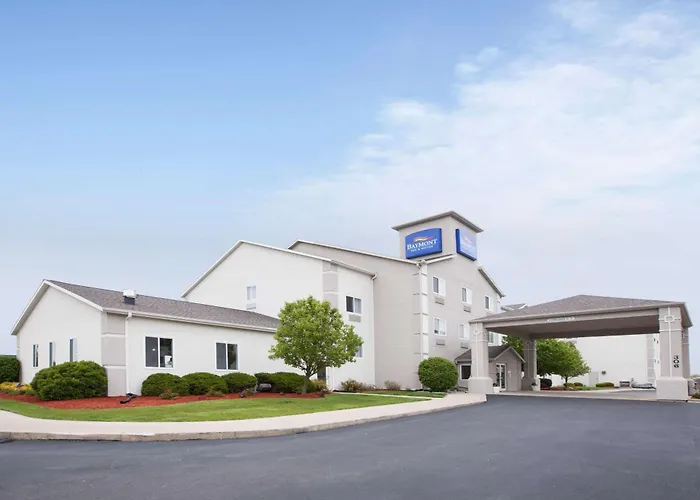 Hotel near College: Baymont By Wyndham Auburn