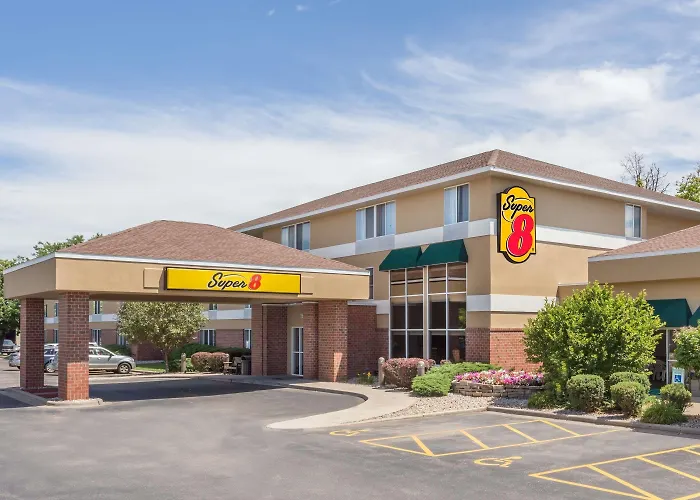 Motels Super 8 By Wyndham Madison South
