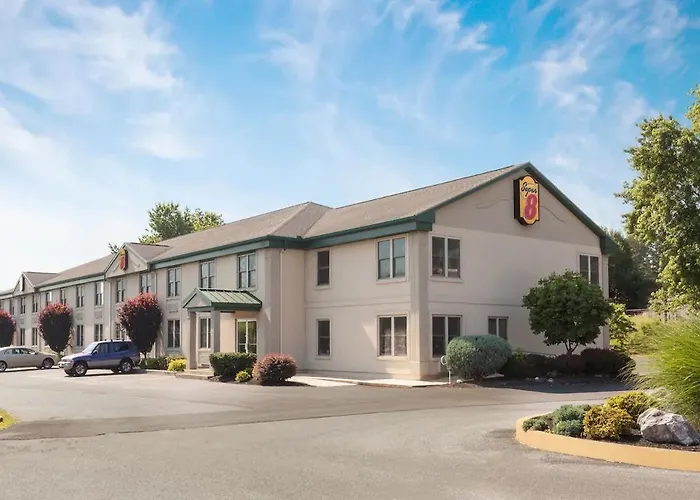 Super 8 By Wyndham Harrisburg Hershey West