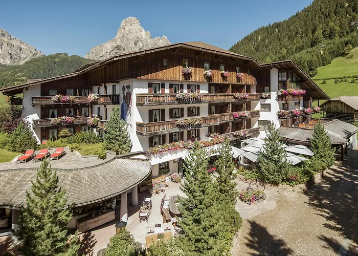La Perla: The Leading s Of The World