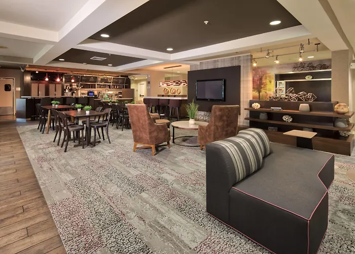 Luxury hotel only: Courtyard By Marriott Rock Hill