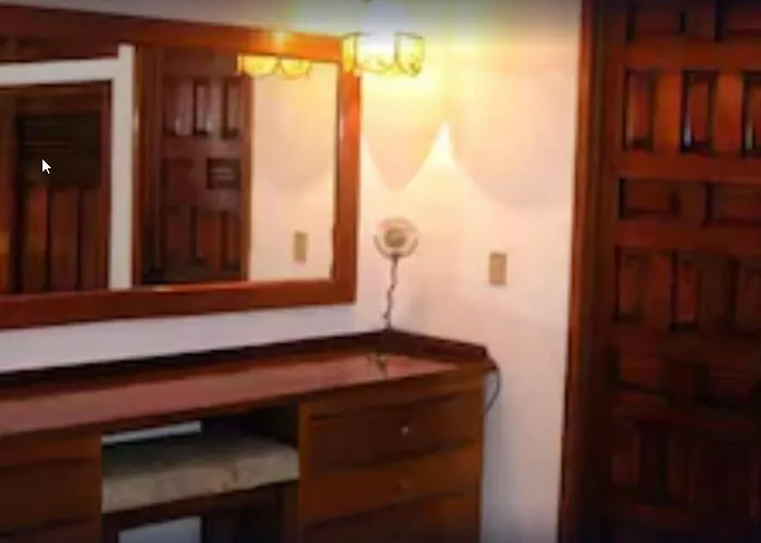 Cheap hotels Suites La Siesta