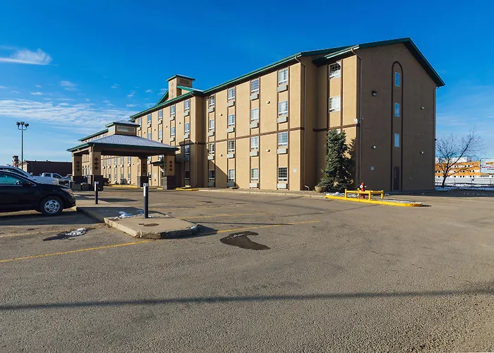 Family Hotel: Service Plus Inns And Suites