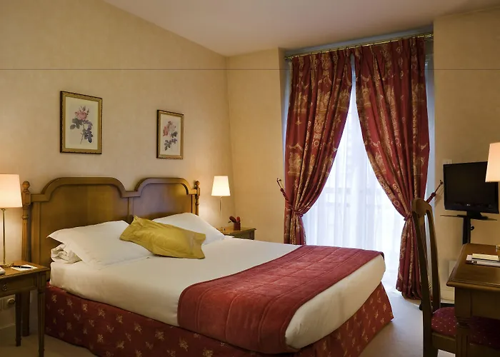 Warwick Reine Astrid - Lyon