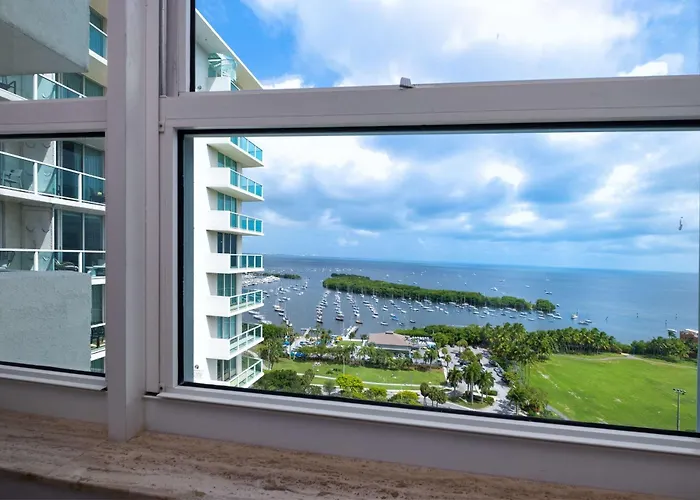 Beach Hotels Arya & Suites Coconut Grove, Worldhotels Distinctive