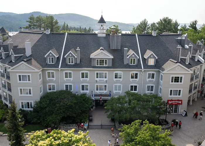 Golf hotels Holiday Inn Express & Suites Tremblant By Ihg