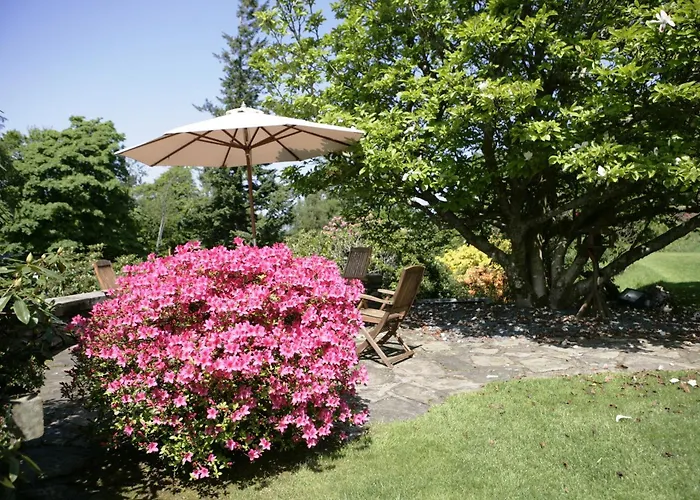 Central hotel: Lindeth Howe