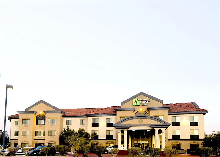 Holiday Inn Express & Suites By Ihg