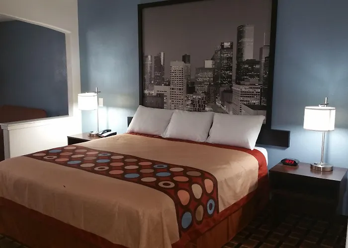 Quality Suites Houston Hobby Airport