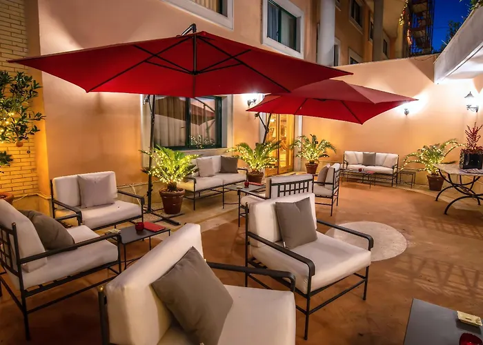 Hotel: River Chateau Hotel