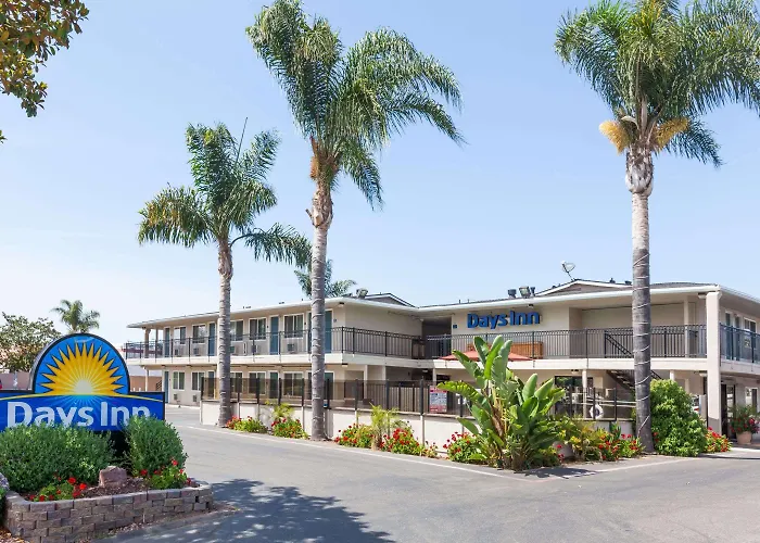 Central hotel: Days Inn By Wyndham Santa Maria