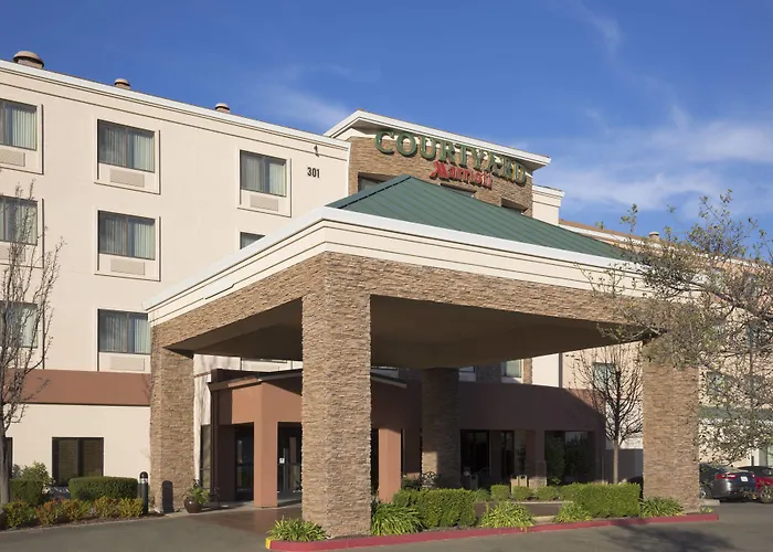 Courtyard By Marriott Roseville Galleria Mall/Creekside Ridge Drive