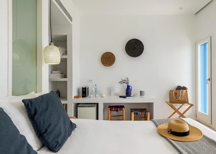 Bluetopia Suites