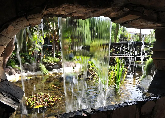 Hotel Parque Tropical
