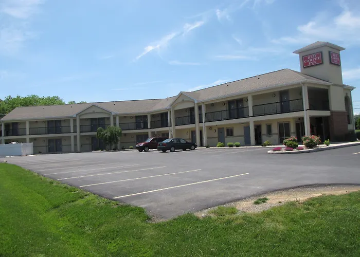 Golf hotel: Red Carpet Inn Chambersburg