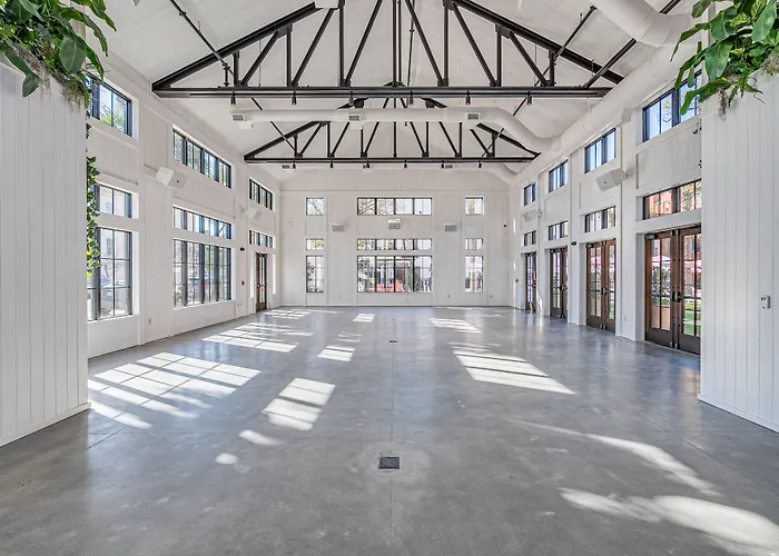 Romantic hotel: Mansion On Forsyth Park