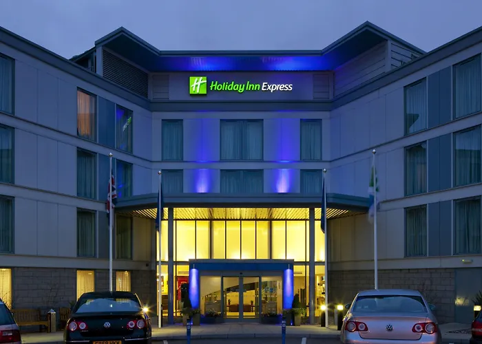 Family Friendly Hotels Holiday Inn Express London Stansted Airport By Ihg