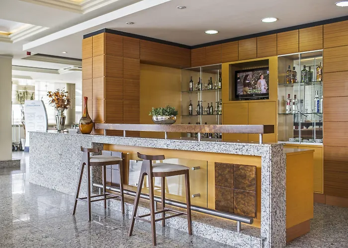 Astron Suítes São José dos Pinhais by Nobile