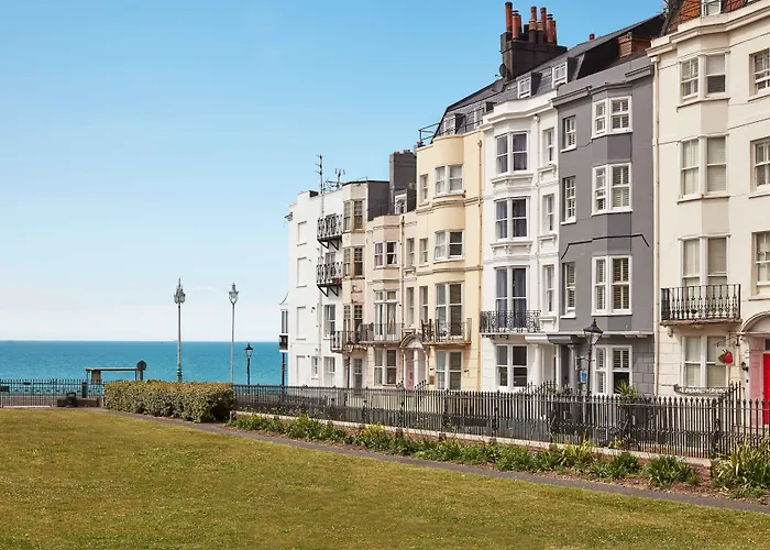 4 star hotel: Square Townhouse