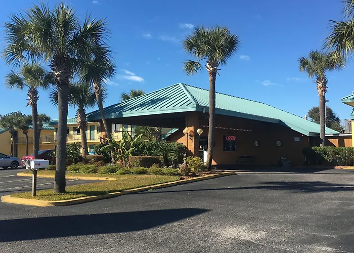 Family Hotel: Village Inn Destin