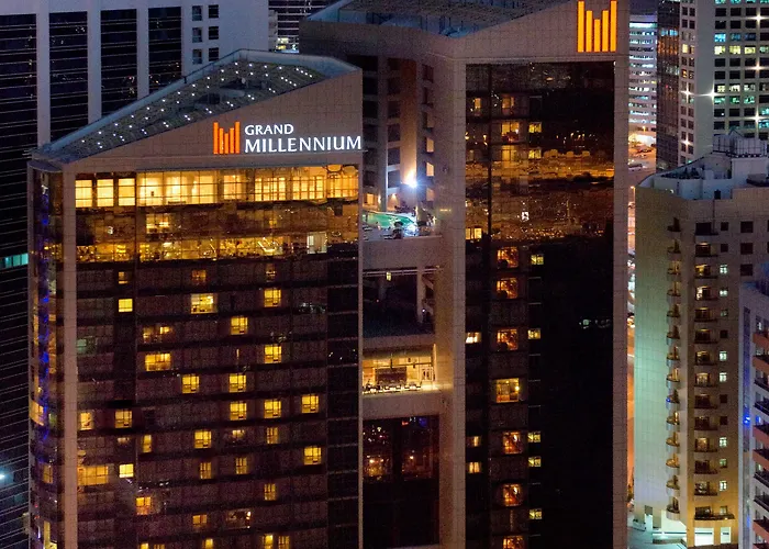 Hotel con golf: Grand Millennium Dubai