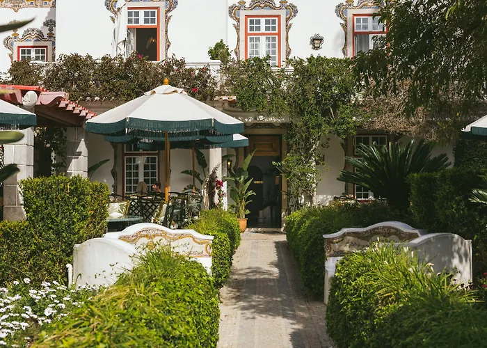 Luxury hotel only: Pergola Boutique Hotel (Adults Only)