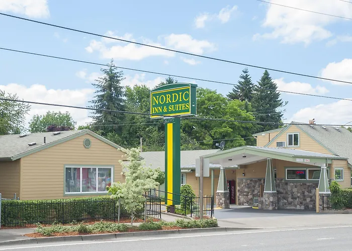 Motel: Nordic Inn And Suites