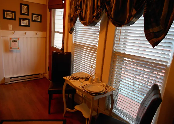 Heart Of The Hills Inn